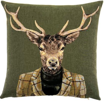  The Bejeweled Stag - A Tapestry Woven from Dreams and Delicate Brushstrokes!