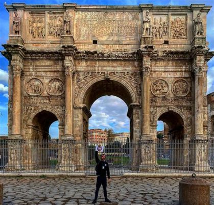  The Triumphal Arch - การสร้างสรรค์อารมณ์ศักดิ์สิทธิ์และความยิ่งใหญ่ของอียิปต์โบราณ